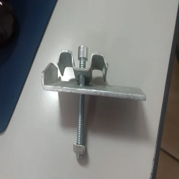 title Página de produto: Grampo para grade de piso